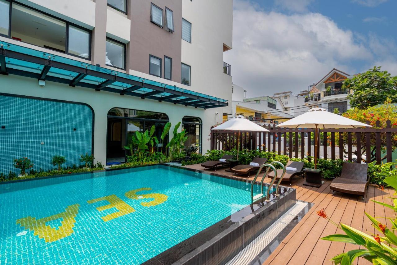 Sea Breeze Condotel Danang Exterior foto